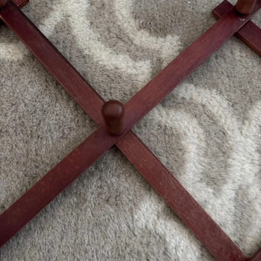 Vintage Expandable Peg Accordian Storage